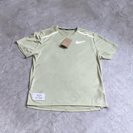 Nike dri-fit miler 1.0 t shirt - olive aura