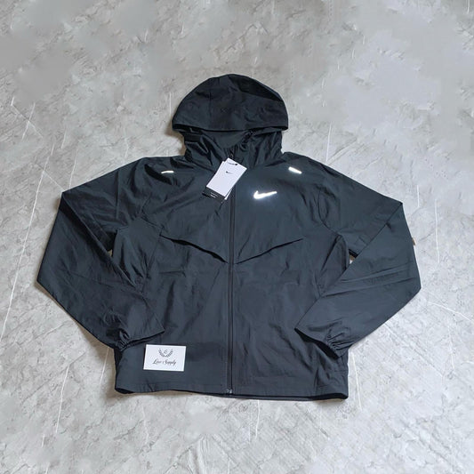Nike - black repel uv jacket